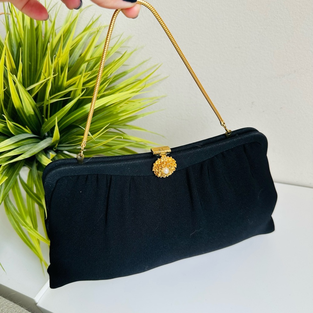 Vintage Elegant Black Clutch Bag with Integrated coin pouch